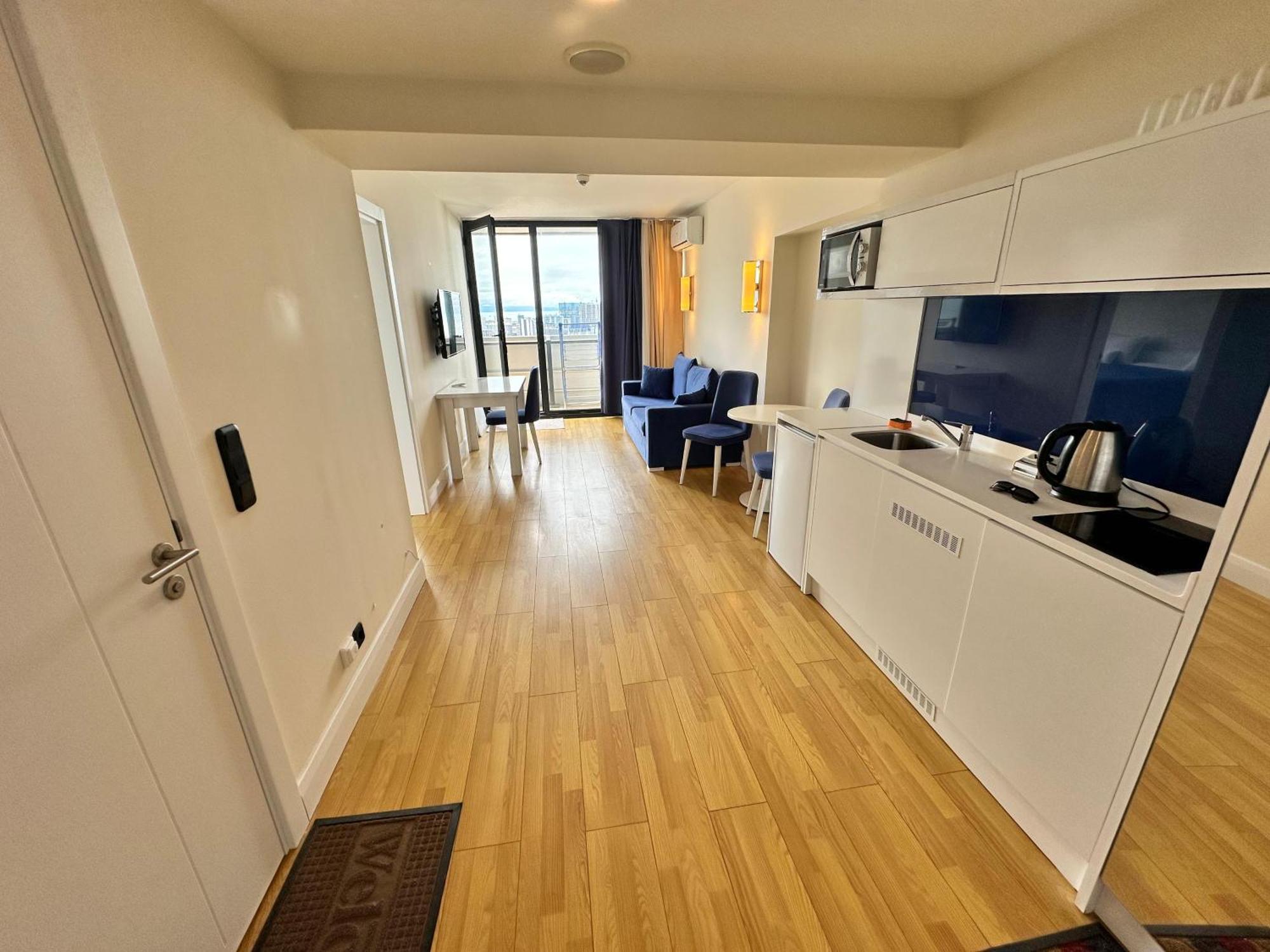 Batum Apart Apartment ภายนอก รูปภาพ